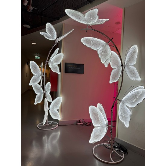 Üst seviye organizasyonlar için tasarlanan Kelebek Kemer Luxury Series, ışıklı kelebek detaylarıyla prestijli giriş alanları oluşturur. Kelebek Kemer Tag - Luxery Series